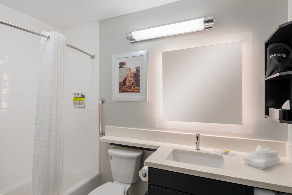 Candlewood Suites Cookeville by IHG - photo 26