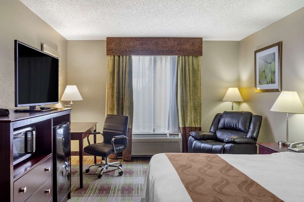 Quality Inn St. Robert Ft. Leonard Wood - photo 8