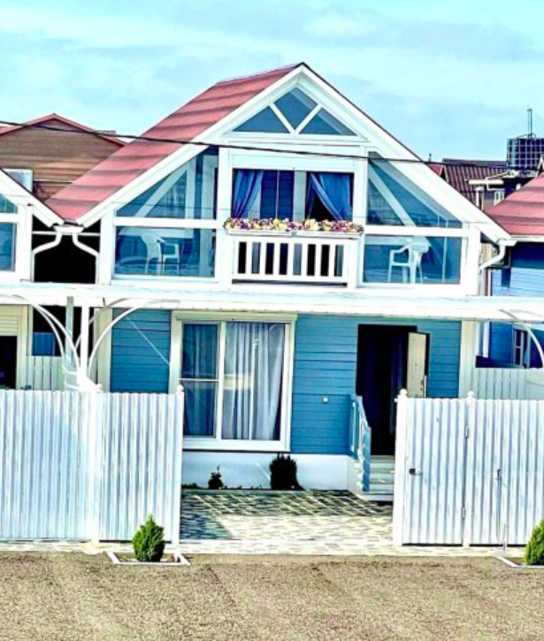 Azure vip in Golubitskaya, Russia