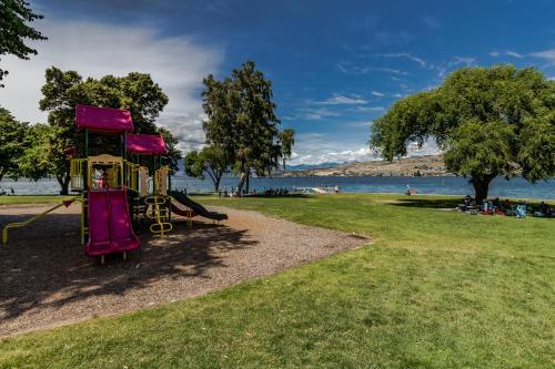 Chelan Resort Suites - photo 5