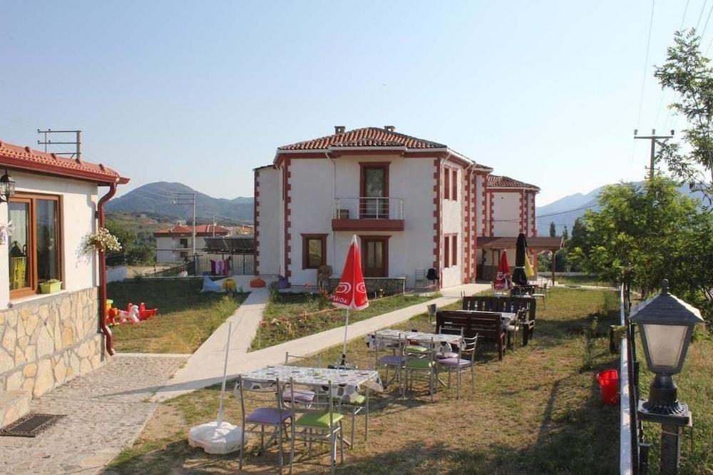 Alayli Apart Otel — Gokceada