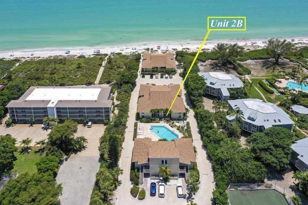 Villa Sanibel 2B — 4-Star Luxury Hotel in Sanibel, United States