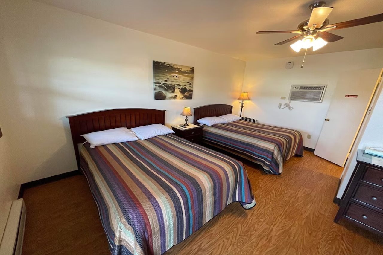 Cadiz Motel by OYO on route 250 - photo 15