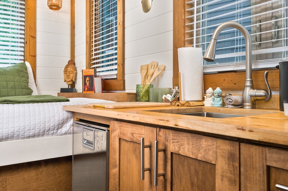 Tiny Digs Hotel of Tiny Houses - photo 40