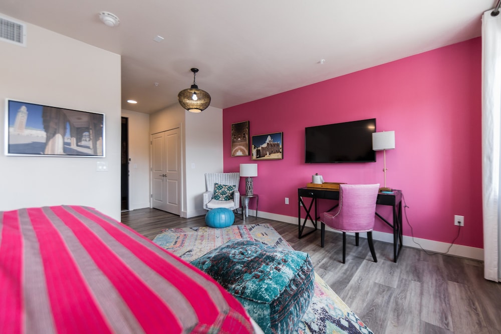 Bishop Arts Hotel by Qresorts. - photo 50