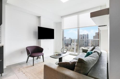 Luxury Condo w Rooftop Pool & Gym — 4-Star Luxury Hotel in Miami, United States