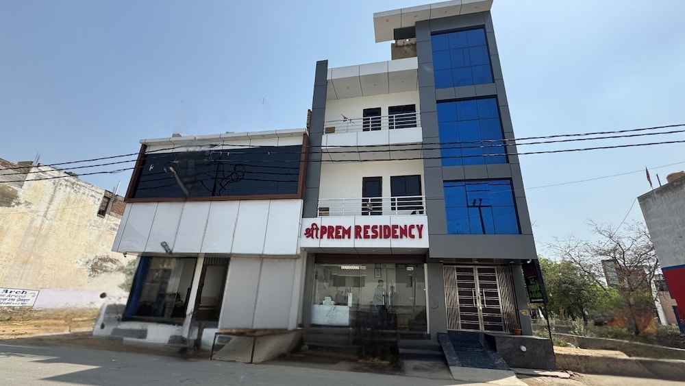 Fabhotel Shree Prem Residency in Mathura, India