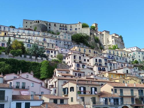 Casetta Con Vista Castello E Parcheggio Comodo — Muro Lucano