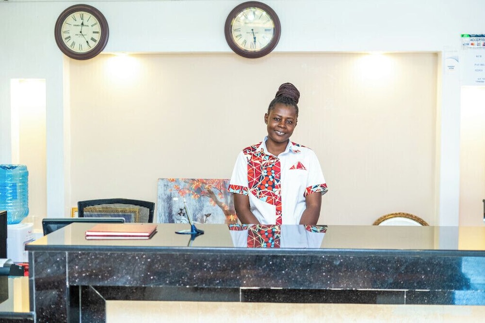 Grand Forty Hotel — Ahero — photo 4