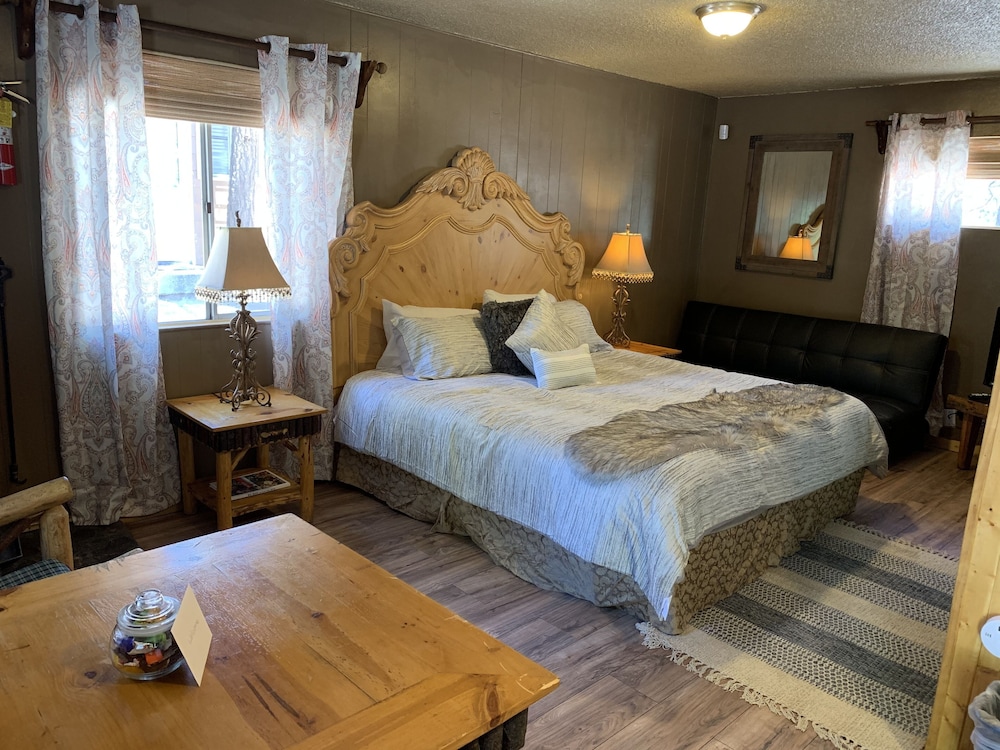 Grey Squirrel Resort - photo 4