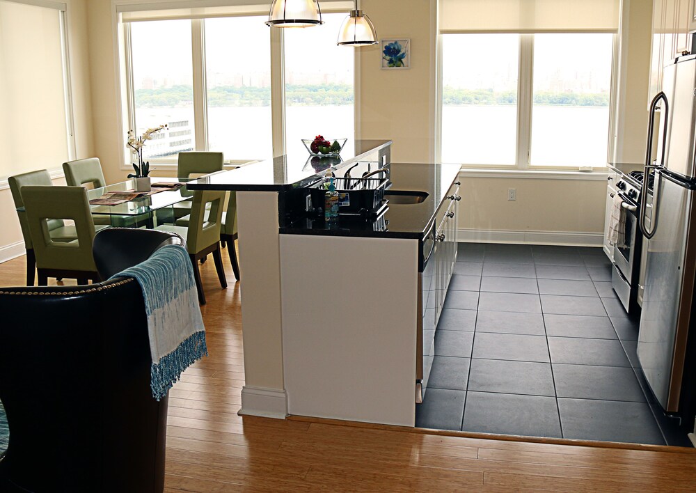BellaView Suites At CityPlace - photo 11