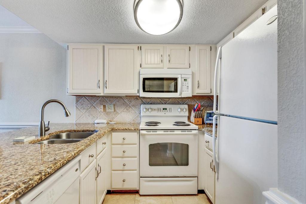Unit 7303 Ocean Racquet Resort - photo 15