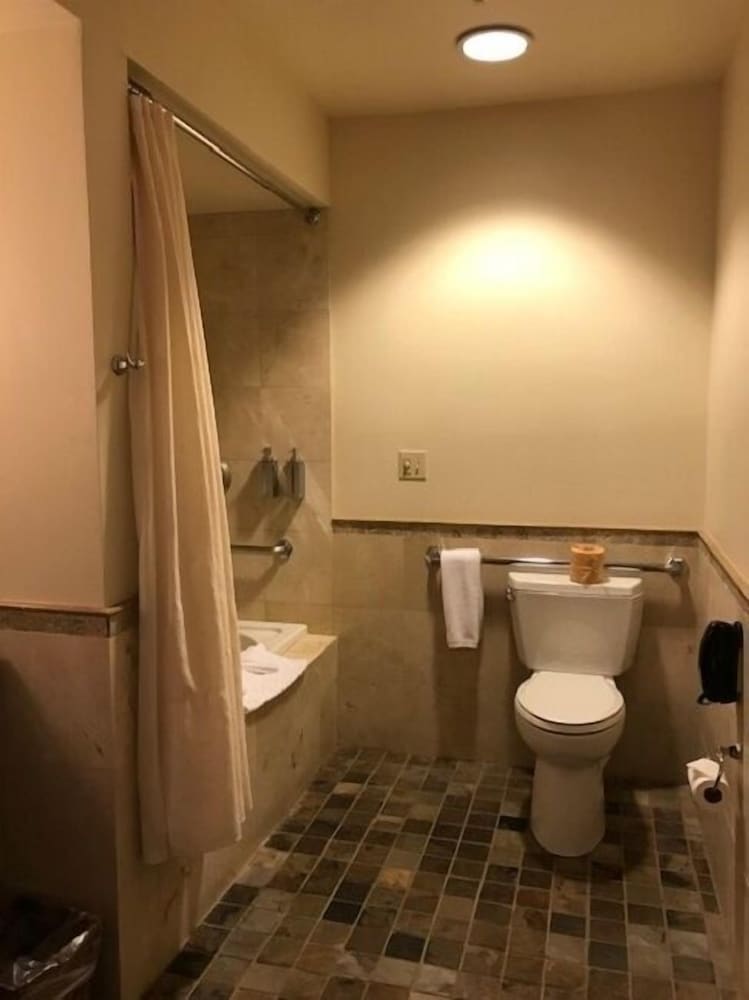 Tradewinds Carmel - photo 28