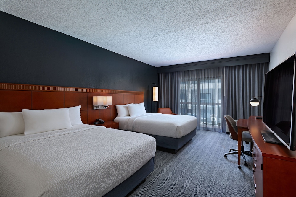 Courtyard by Marriott Dallas Plano Parkway at Preston Road - photo 14