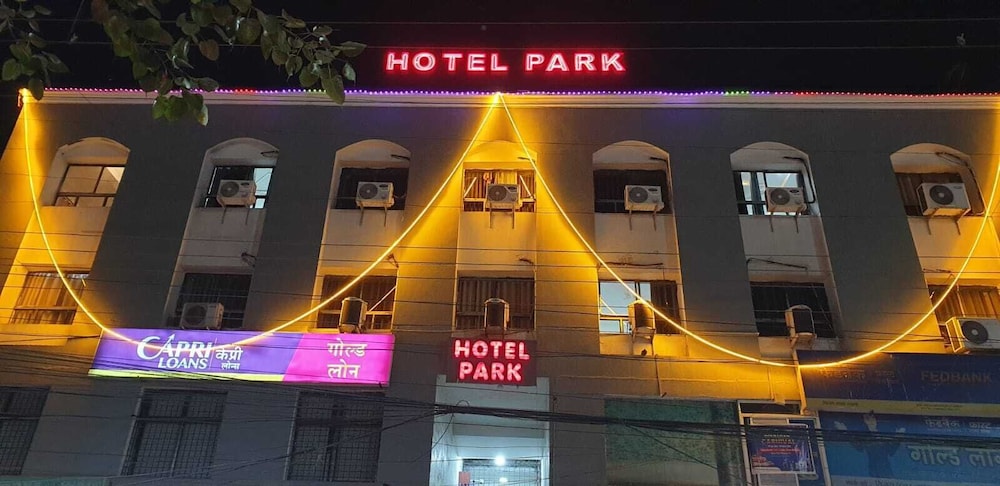 Hotel Park - carbon neutral hotel in Indore