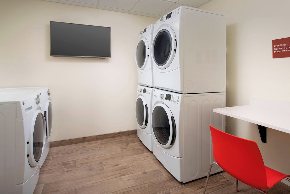 TownePlace Suites by Marriott College Park - photo 33