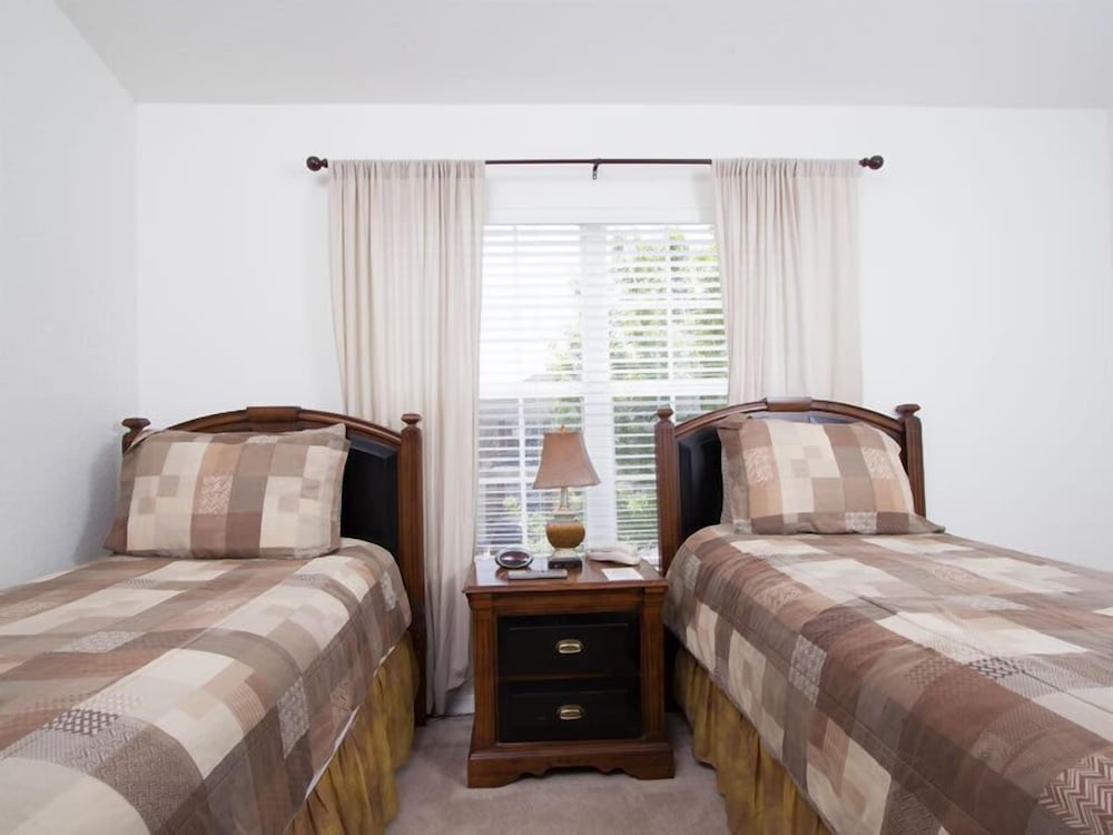 Ov2138 Windsor Hills Resort 3 Bed 2.5 Baths Townhome - photo 3