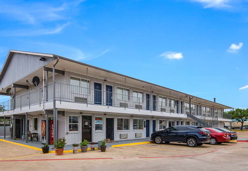 Knights Inn North Richland Hills - photo 25