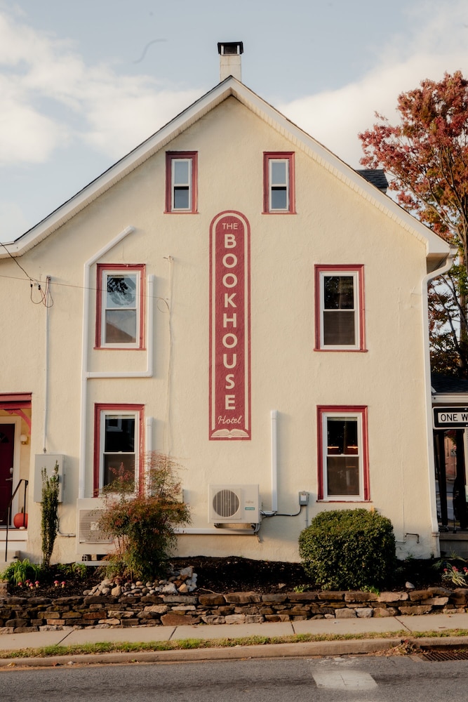 The Bookhouse Hotel - photo 26