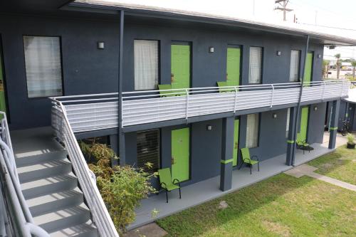 Travel Inn Fort Pierce - photo 16