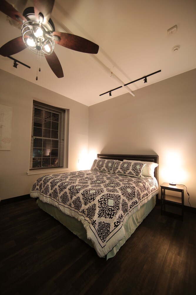 Gibson's Warehouse - photo 14