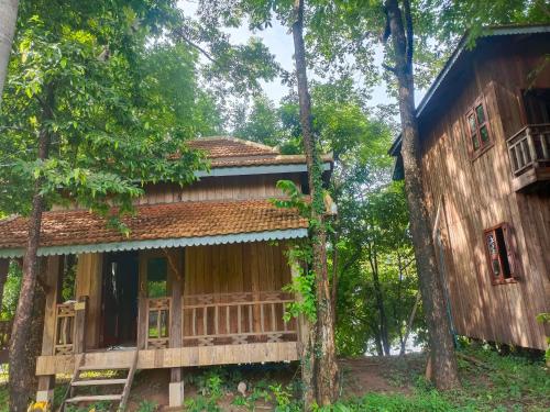 Vuensai Riverside Resort & Virachey National ParkTrekking in Unknown City, Cambodia