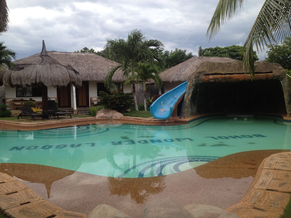 Bohol Wonderlagoon Resort - carbon neutral hotel in Panglao