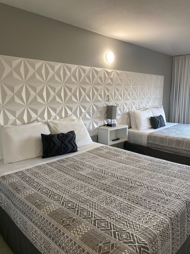 A & S Vacation Rooms - photo 3