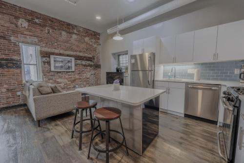 Luxury Furnished Loft near Park Street Station — 4-Star Luxury Hotel in Boston, United States
