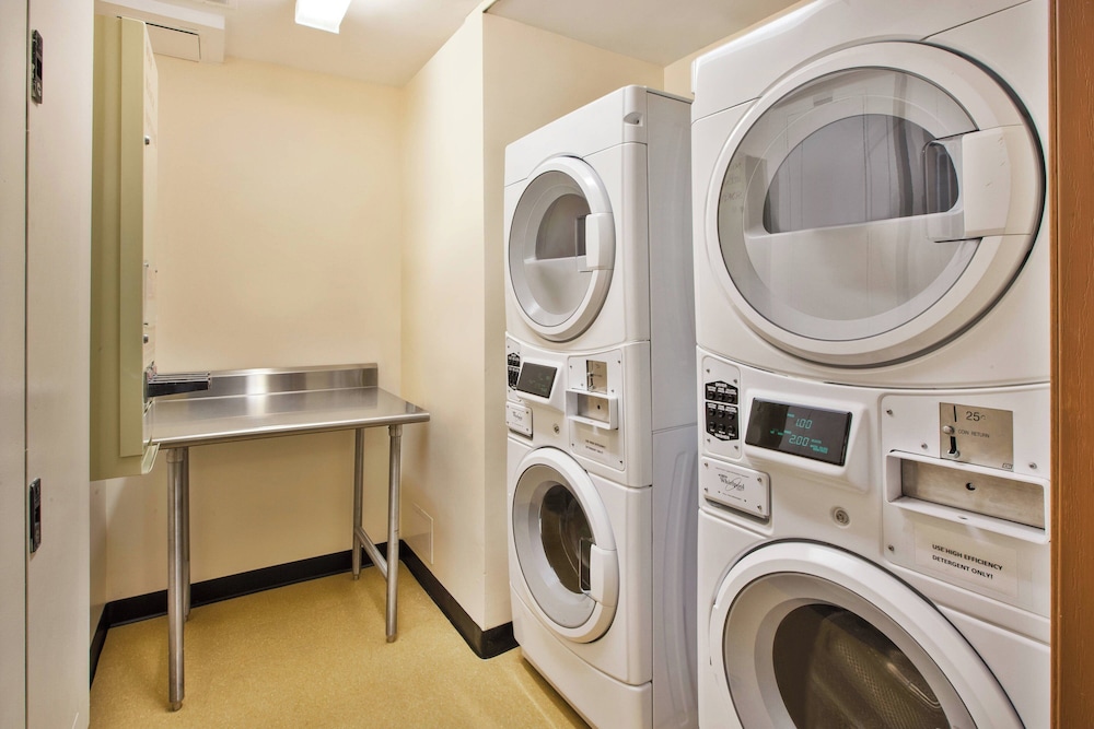 TownePlace Suites Detroit Sterling Heights - photo 23