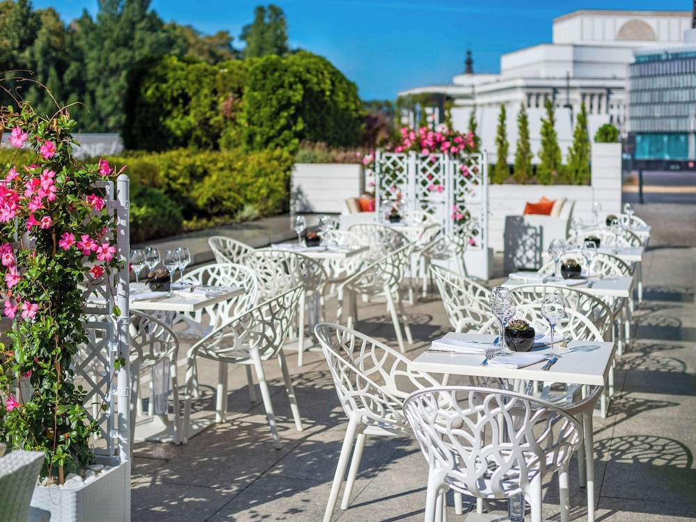 מזון ומשקאות