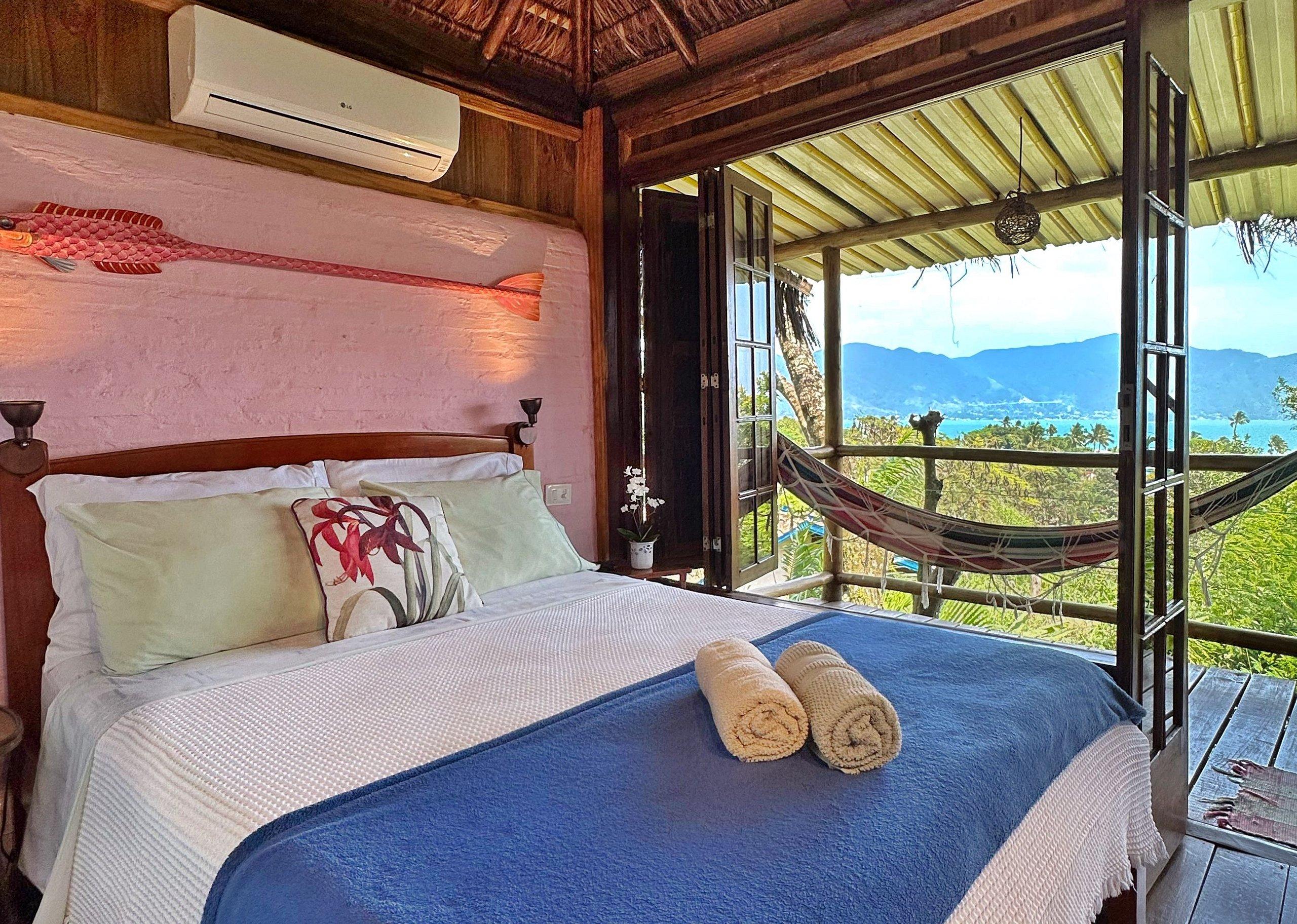 Casas D'Água Doce Casa Ateliê — 4-Star Luxury Hotel in Ilhabela, Brasil