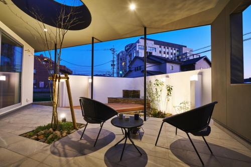 水響邸 blue sound villa — 4-Star Luxury Hotel in Karatsu, Japan