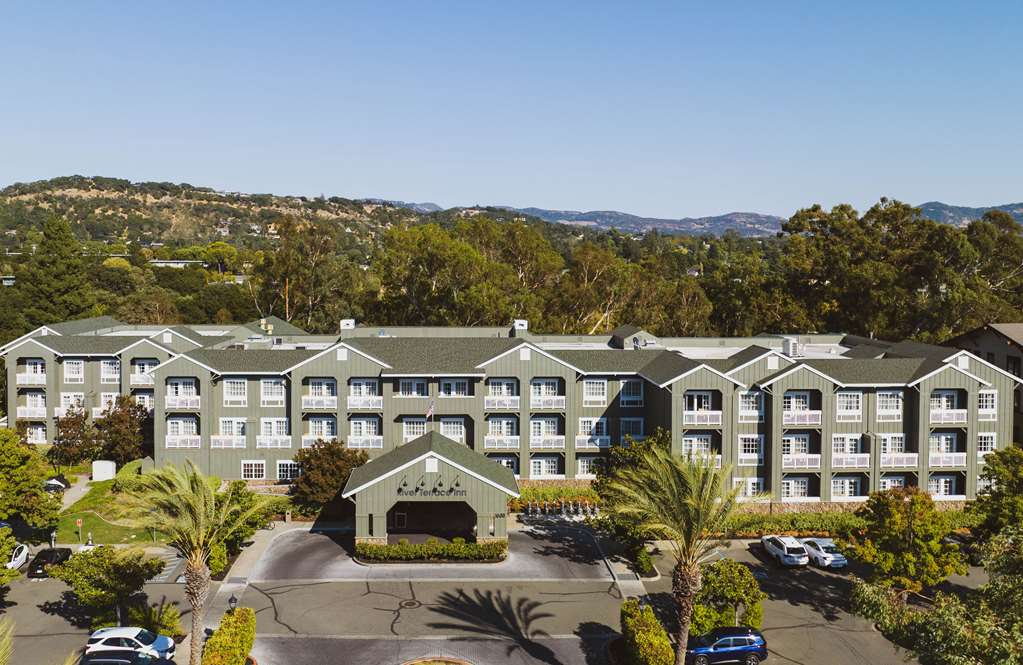 River Terrace Inn A Noble House Hotel - photo 3