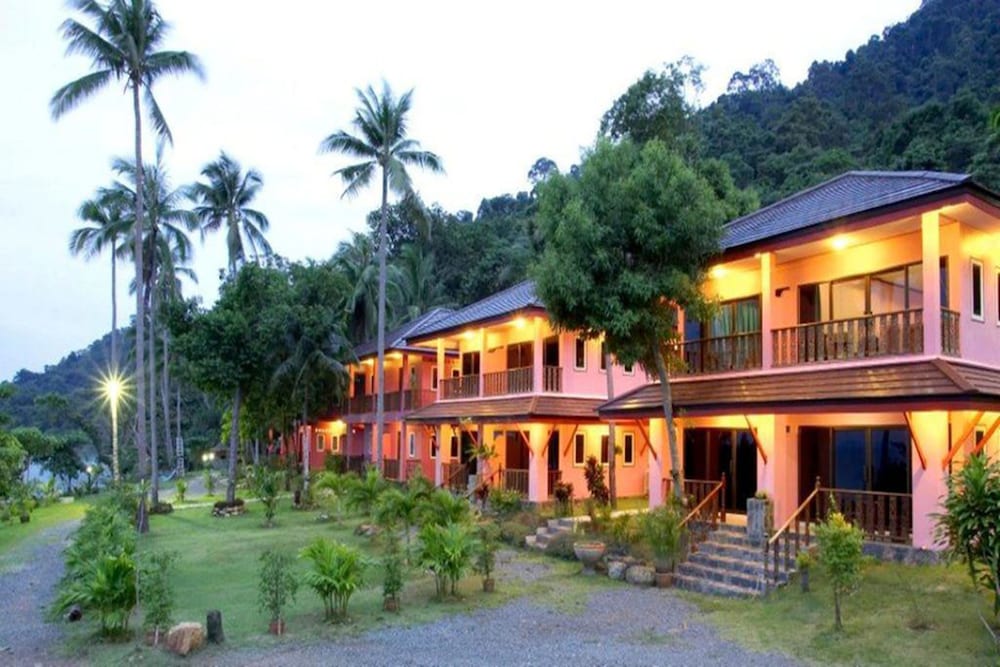 Mayuree Resort Koh Chang — hotel near Trat Airport