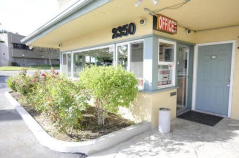 Victoria Motel - photo 15