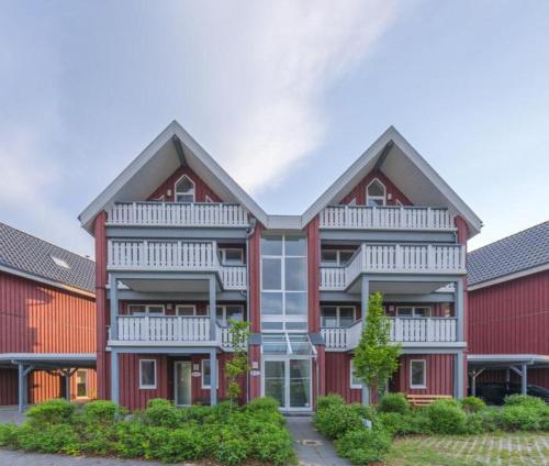 Mitteldeck 424 — 4-Star Luxury Hotel in Rechlin, Germany
