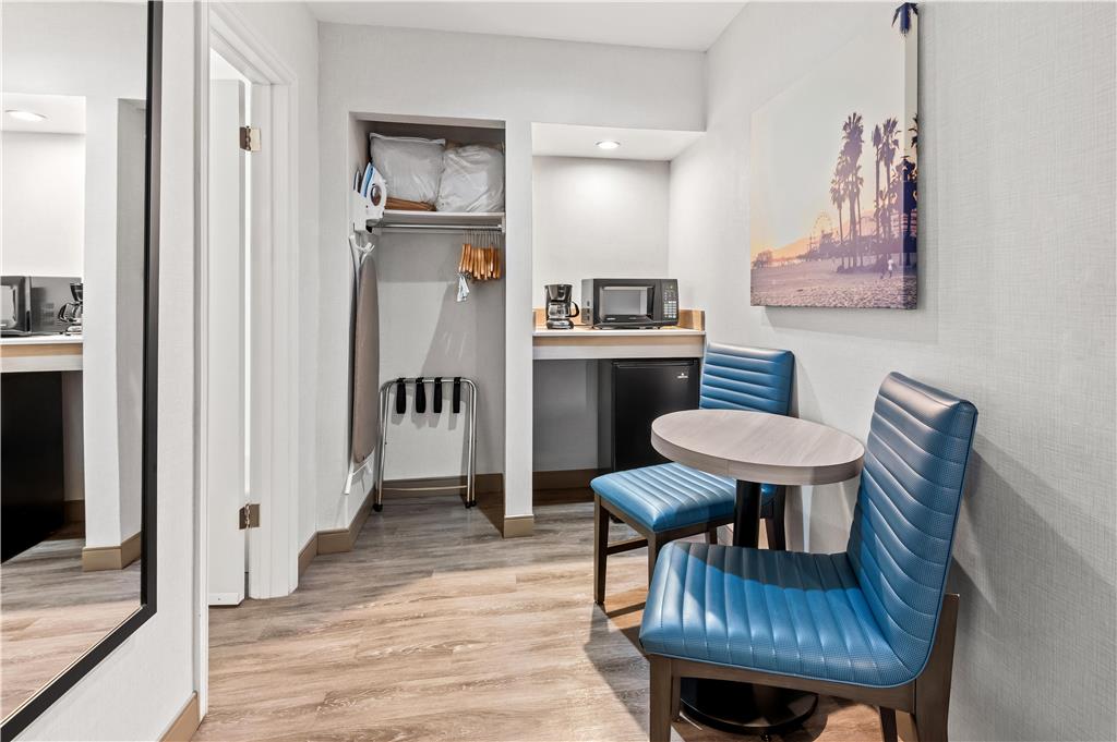 SureStay Hotel by Best Western Santa Monica - photo 22