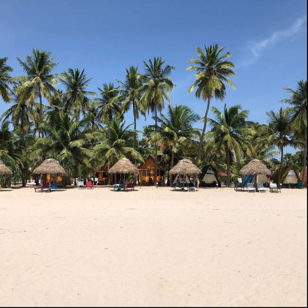 Alfresco Beach Hotel in Trincomalee, Sri Lanka
