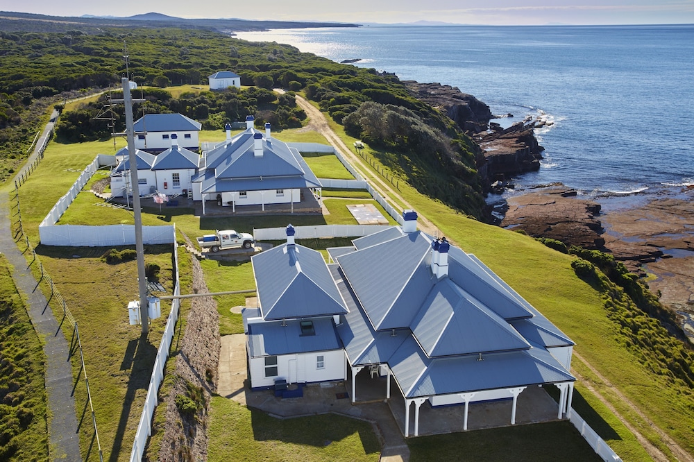 Green Cape Lightstation Cottages — hotel in Eden