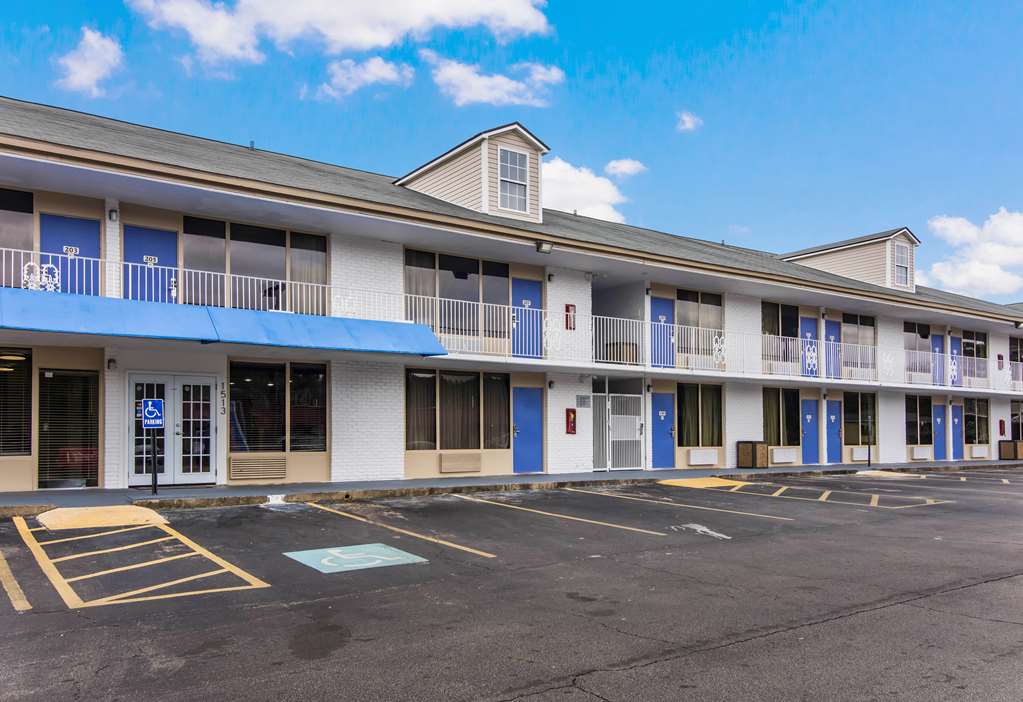 Motel 6 Lagrange GA - photo 4