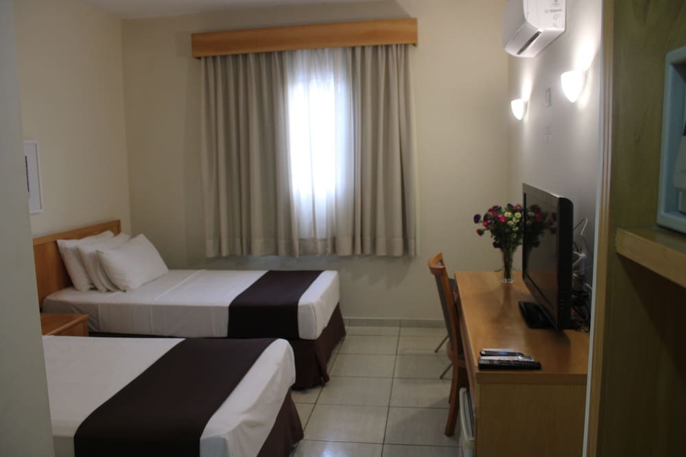 Harbor Self Graciosa Hotel — Quatro Barras — photo 5