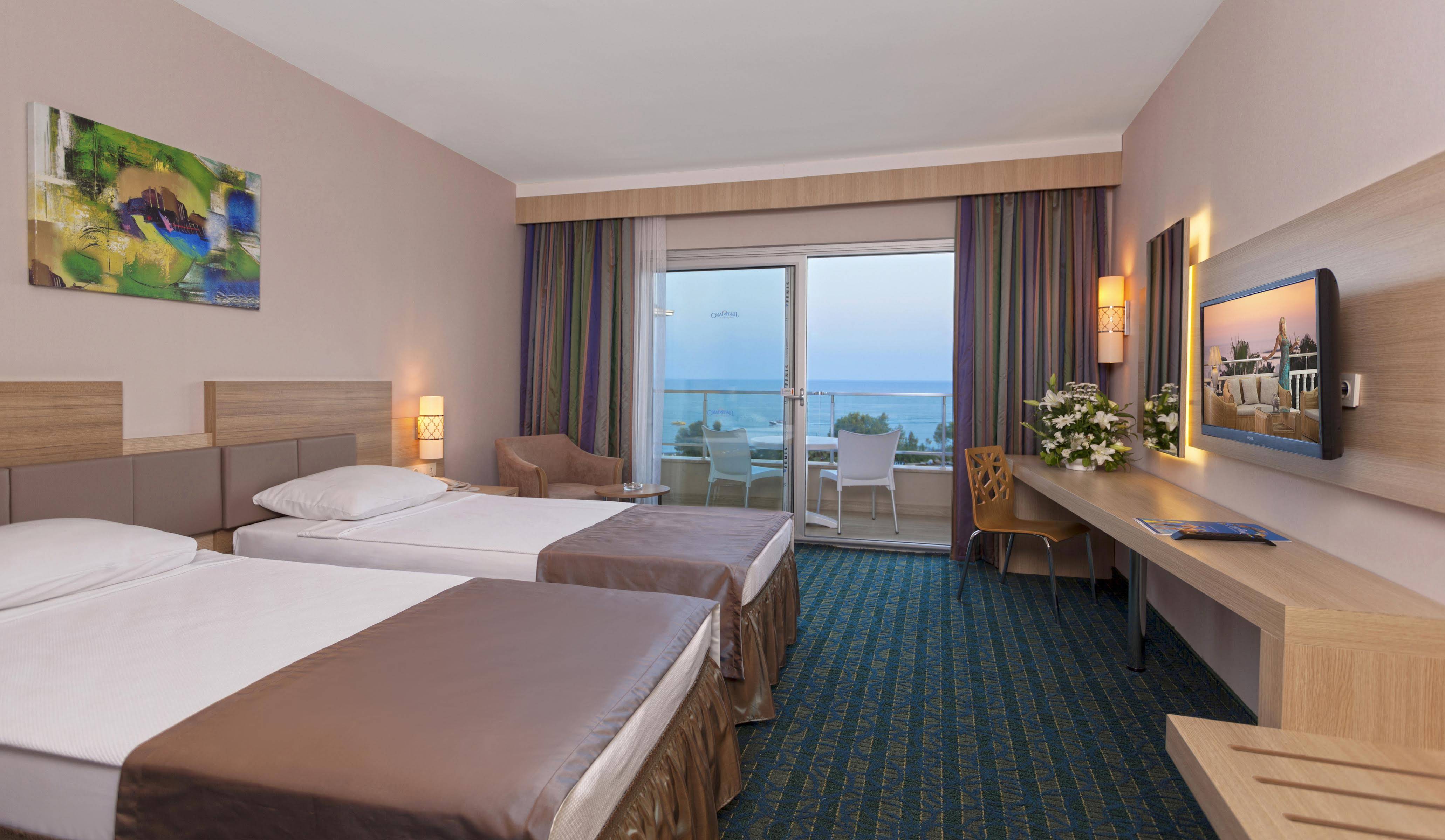 Justiniano Moonlight in Okurcalar, Turkey