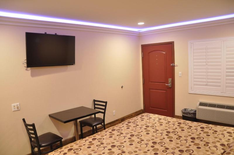 Sun Light Motel - photo 18