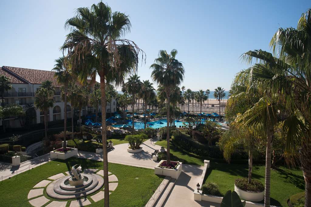 Hyatt Regency Huntington Beach Resort and Spa - photo 6