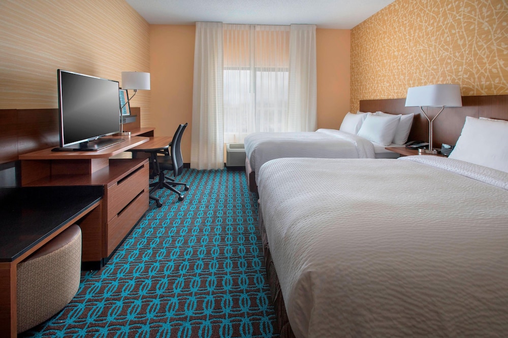 Fairfield Inn and Suites by Marriott Syracuse Carrier Circle - photo 4