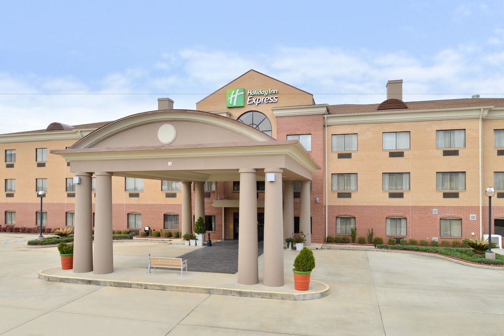 Holiday Inn Express Clanton by IHG - photo 41