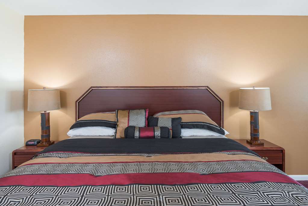 Knights Inn Kirksville - photo 5