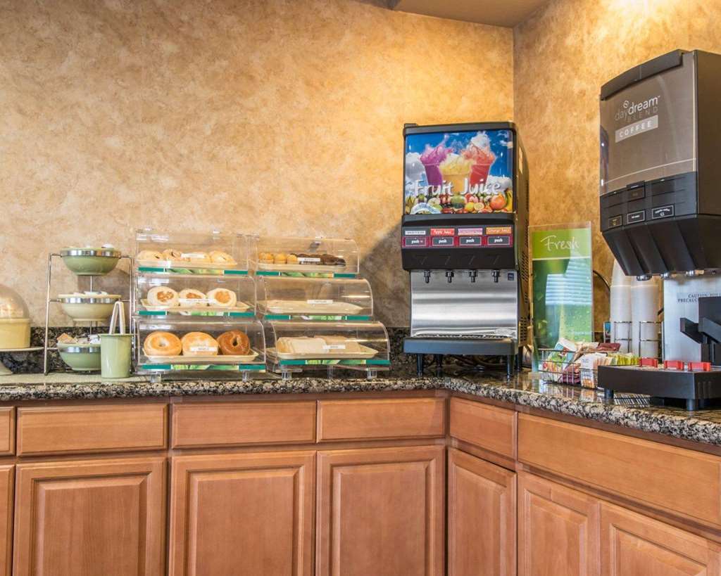 Quality Inn Temecula Valley Wine Country - photo 31