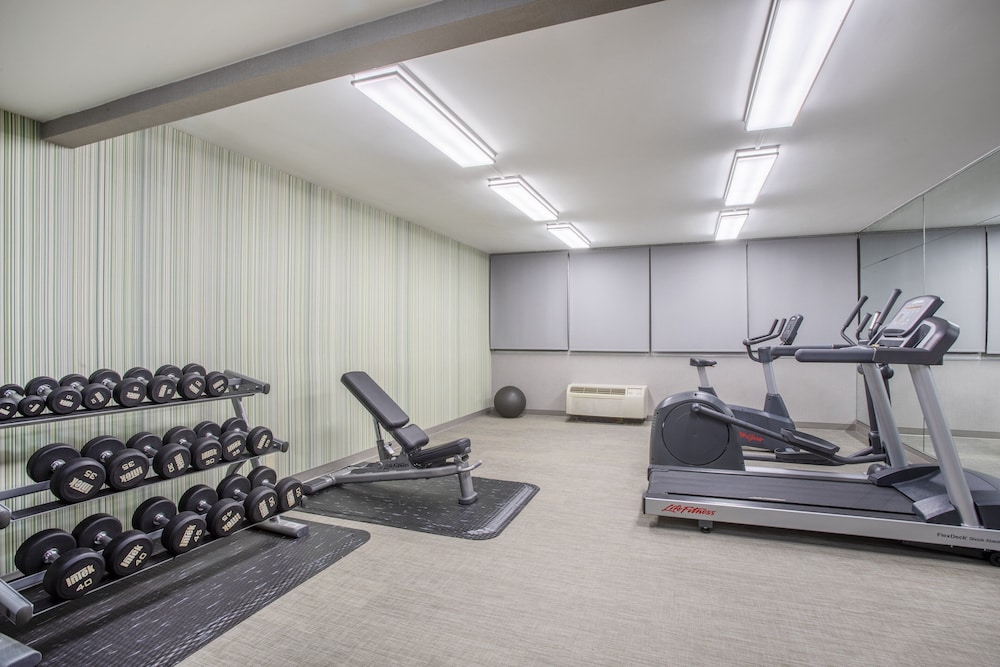 Holiday Inn & Suites Parsippany Fairfield by IHG - photo 13